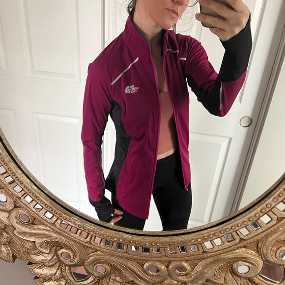 North face Limited Edition women’s jacket magenta black zip up flash dry NWT - Picture 16 of 16